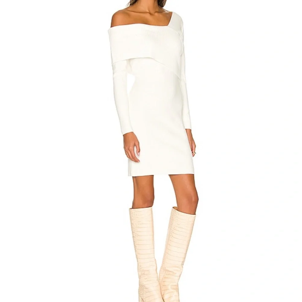 Line & Dot - Sylvia Sweater Dress Mini - Picture 2 of 6